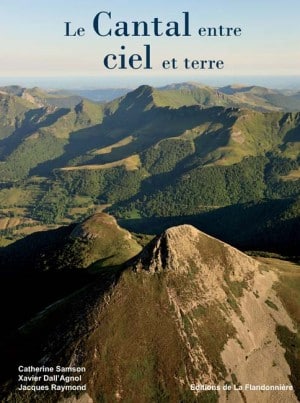 Livre : Le Cantal entre ciel et terre